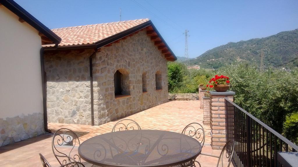 Taormina Villa Ibiscus Alcantara Gaggi Zimmer foto
